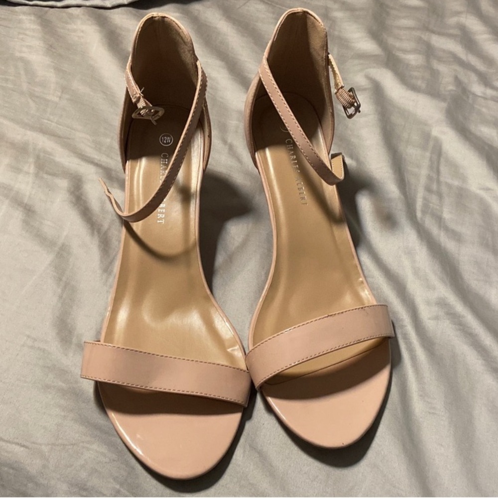 Womens Size 12W Nude Charles Albert Heals